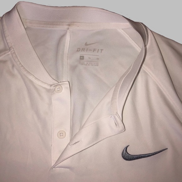 Nike Men’s Dri Fit Shirt - Picture 3 of 7